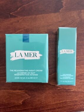 La Mer Skincare Set - Teal Green Packaging